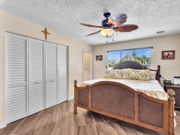 3201 NE 14th Ave, Pompano Beach FL 33064