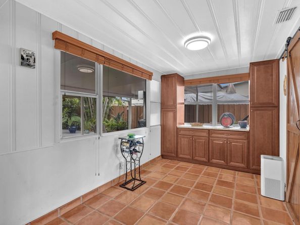 3201 NE 14th Ave, Pompano Beach FL 33064