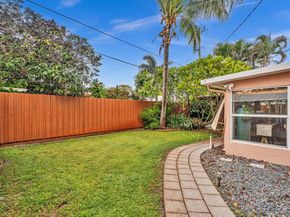 3201 NE 14th Ave, Pompano Beach FL 33064