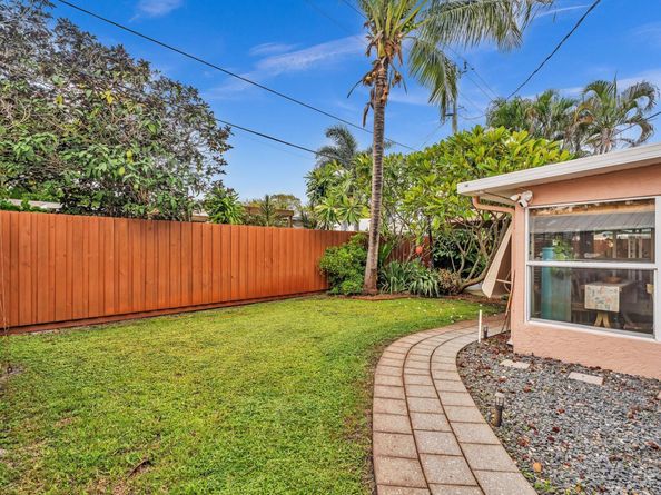 3201 NE 14th Ave, Pompano Beach FL 33064