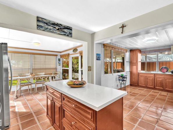 3201 NE 14th Ave, Pompano Beach FL 33064