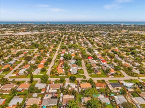 3201 NE 14th Ave, Pompano Beach FL 33064