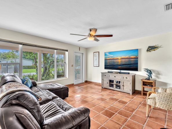 3201 NE 14th Ave, Pompano Beach FL 33064