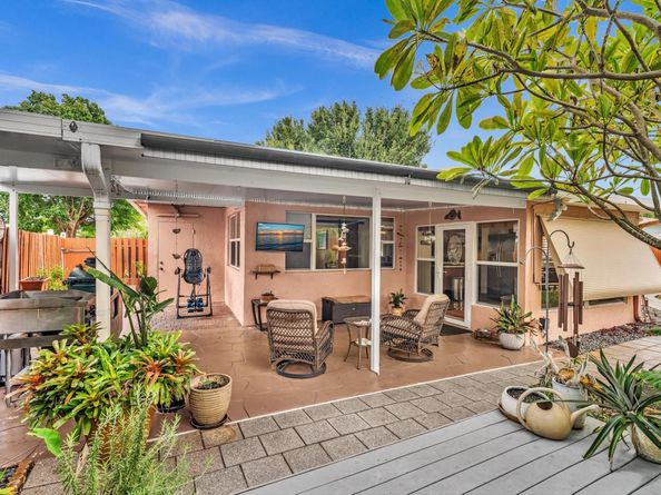 3201 NE 14th Ave, Pompano Beach FL 33064