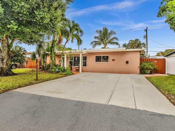 3201 NE 14th Ave, Pompano Beach FL 33064