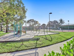 2401 Amherst Court, Boynton Beach FL 33436