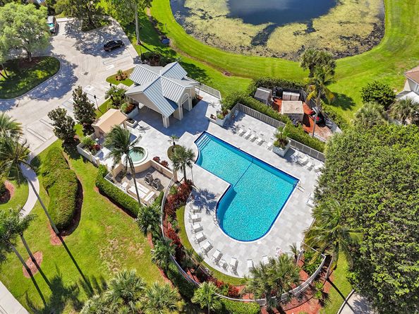 2401 Amherst Court, Boynton Beach FL 33436