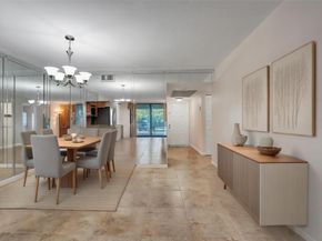 900 Colony Point Cir 221, Pembroke Pines FL 33026