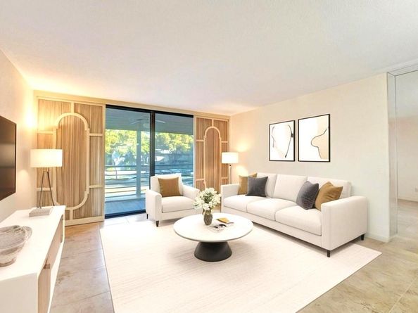 900 Colony Point Cir 221, Pembroke Pines FL 33026