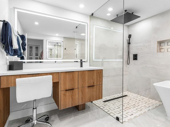 931 Palm Trail 4, Delray Beach FL 33483