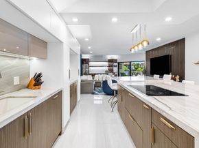 931 Palm Trail 4, Delray Beach FL 33483