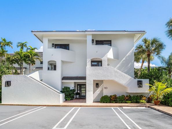 931 Palm Trail 4, Delray Beach FL 33483