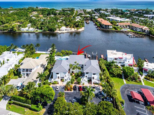 931 Palm Trail 4, Delray Beach FL 33483