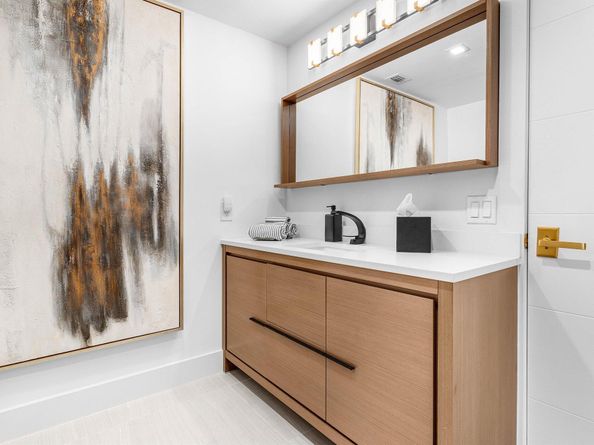 931 Palm Trail 4, Delray Beach FL 33483