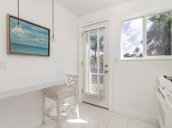 220 Atlantic Avenue 2, Palm Beach FL 33480