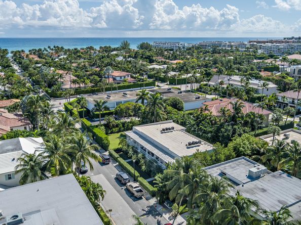 220 Atlantic Avenue 2, Palm Beach FL 33480