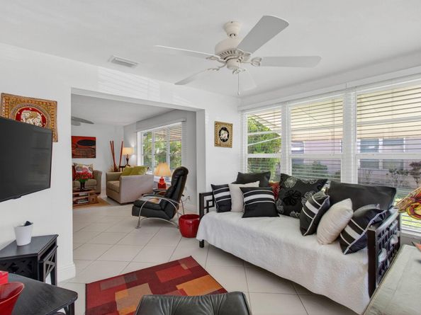 1305 High Point Way SE D, Delray Beach FL 33445