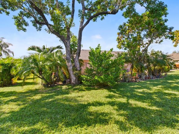 1305 High Point Way SE D, Delray Beach FL 33445