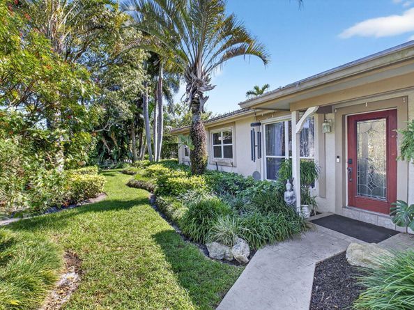 118 NE 22nd Street, Delray Beach FL 33444