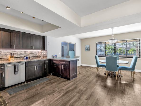 2000 NW 38th Street, Oakland Park FL 33305