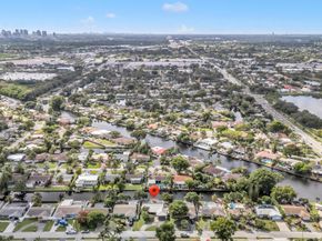 2000 NW 38th Street, Oakland Park FL 33305