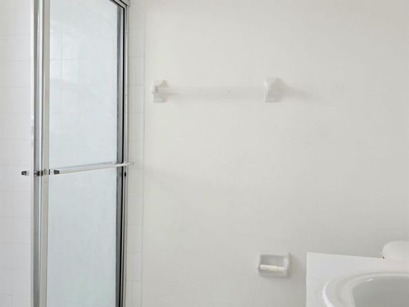 10589 NW 56th Pl, Coral Springs FL 33076