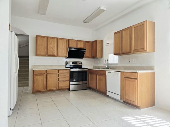 10589 NW 56th Pl, Coral Springs FL 33076