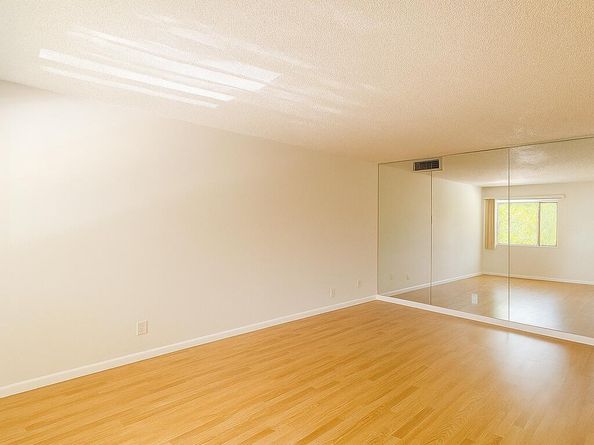 3000 Springdale Boulevard V303, Palm Springs FL 33461