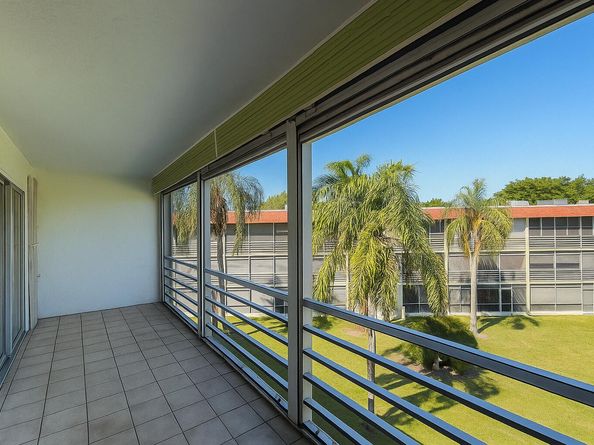 3000 Springdale Boulevard V303, Palm Springs FL 33461