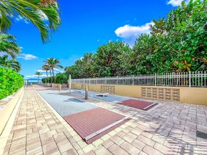 2000 S Ocean Boulevard 4d, Lauderdale By The Sea FL 33062