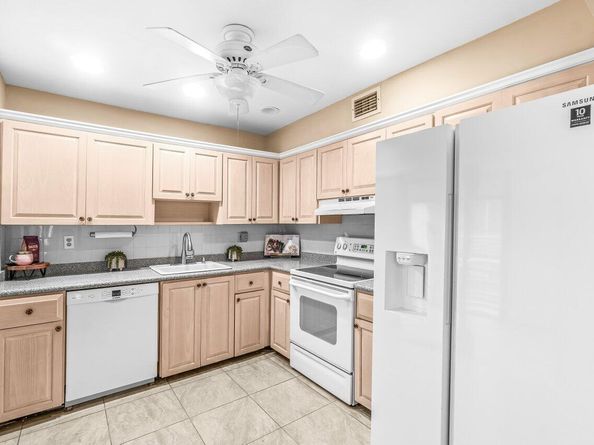 35 Capri A A, Delray Beach FL 33484