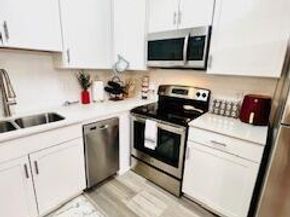 512 Bayberry Drive, Lake Park FL 33403