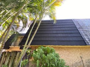 127 Woodland Road, Palm Springs FL 33461