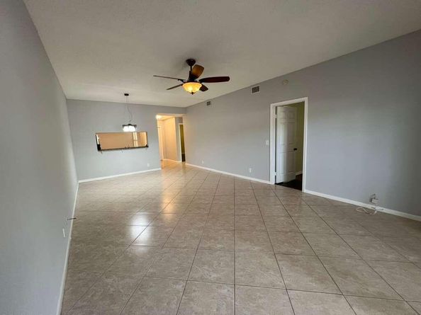 101 Cypress Point Drive 101, Palm Beach Gardens FL 33418