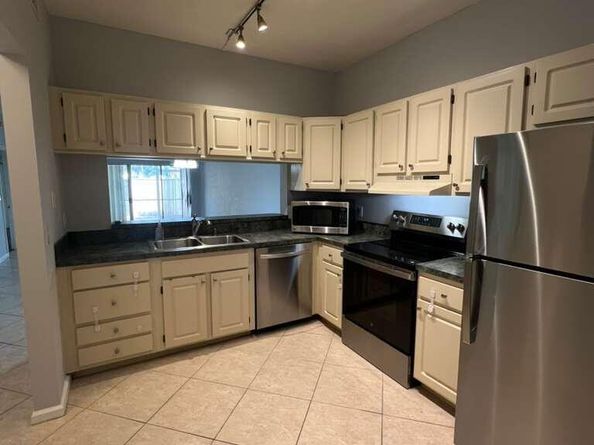 101 Cypress Point Drive 101, Palm Beach Gardens FL 33418