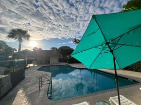 101 Cypress Point Drive 101, Palm Beach Gardens FL 33418