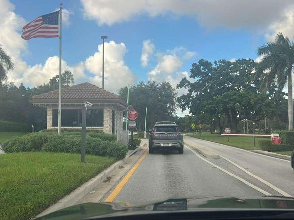 101 Cypress Point Drive 101, Palm Beach Gardens FL 33418