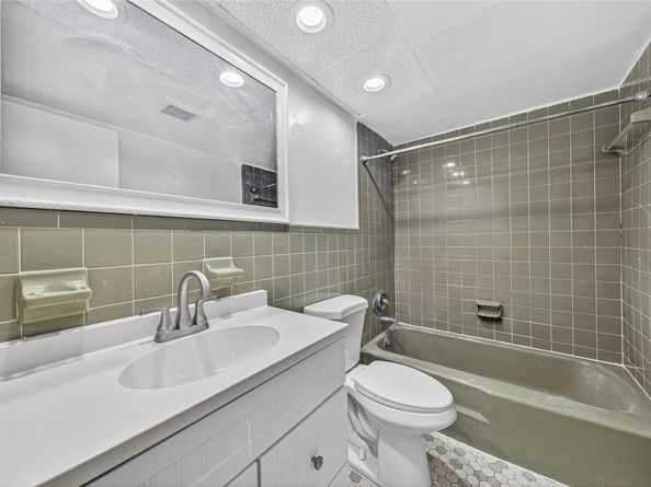 199 E Mcnab Rd 107, Pompano Beach FL 33060