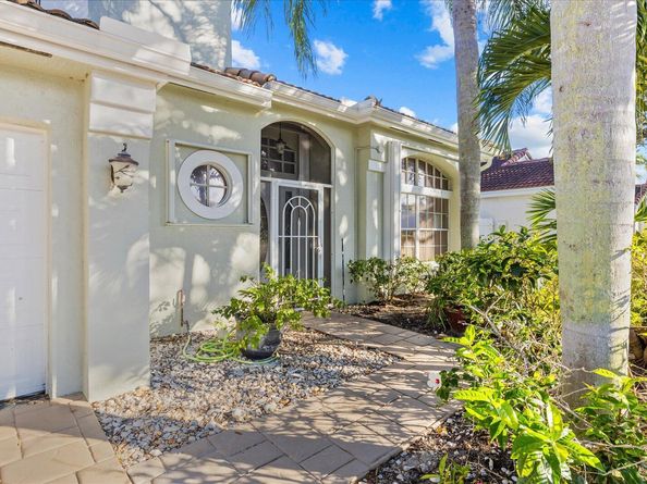 1049 Siena Oaks Circle E, Palm Beach Gardens FL 33410