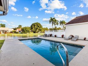 1049 Siena Oaks Circle E, Palm Beach Gardens FL 33410