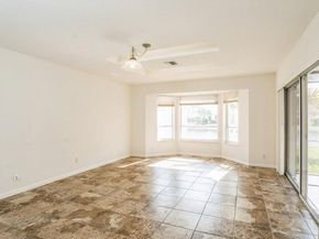 1049 Siena Oaks Circle E, Palm Beach Gardens FL 33410