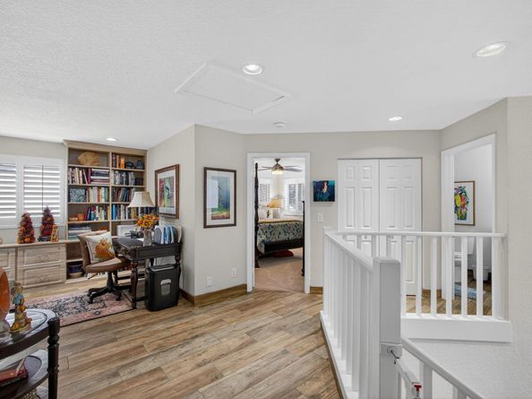 221 Canterbury Drive W, Palm Beach Gardens FL 33418