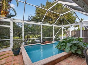 221 Canterbury Drive W, Palm Beach Gardens FL 33418