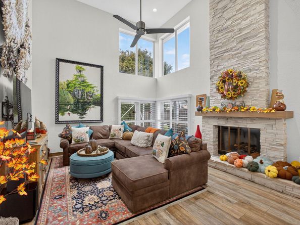 221 Canterbury Drive W, Palm Beach Gardens FL 33418