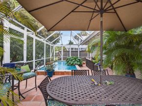 221 Canterbury Drive W, Palm Beach Gardens FL 33418