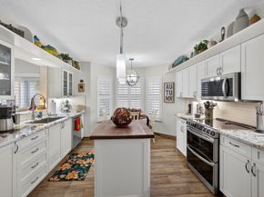 221 Canterbury Drive W, Palm Beach Gardens FL 33418