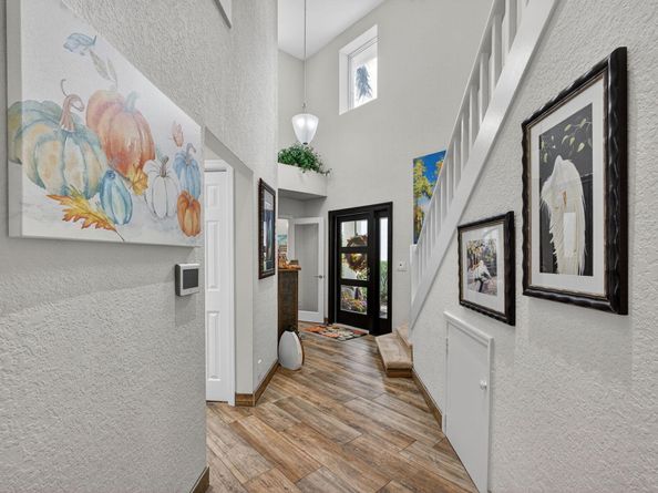 221 Canterbury Drive W, Palm Beach Gardens FL 33418