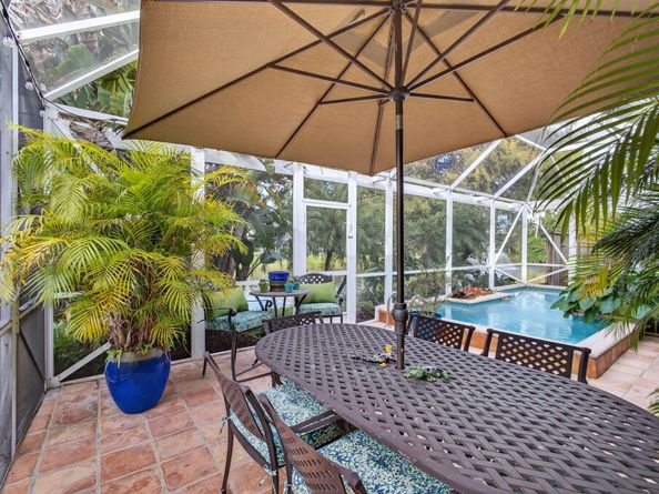 221 Canterbury Drive W, Palm Beach Gardens FL 33418