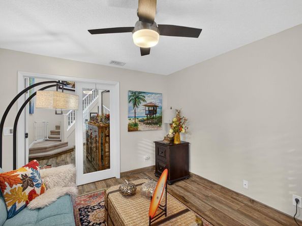 221 Canterbury Drive W, Palm Beach Gardens FL 33418