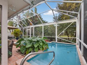 221 Canterbury Drive W, Palm Beach Gardens FL 33418